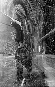 limpiando fachadas, y À lo demas?