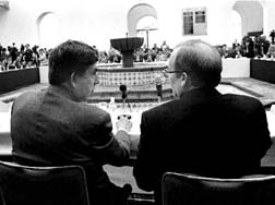 jefe de gobierno y director del poli