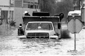 inundacion-tulancingo-camion-jp