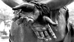 Escultura de un indio dakota en Rapid City, Dakota del Sur n Foto: Crystal Echohawk