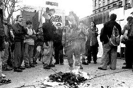 CGH-protesta-pri3-jpg