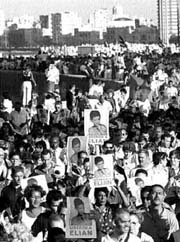 La liberacin del nio balsero, nica consigna de la magna concentracin n Fotos: Ap
