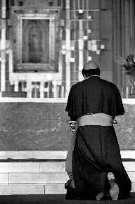 norberto-rivera-reza-jpg