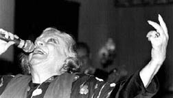 La cantante chiapaneca dice que ella s conoci el amor, a diferencia de muchas mujeres que lo confunden con la atraccin fsica u otros sentimientos