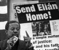 El reverendo Lucius Walker, lder de Pastores por la Paz, demanda en un mitin el fin de la custodia de Elin Gonzlez por sus tos abuelos en Miami y su retorno a Cuba n Foto: Reuters