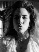 trevi-gloria-beso copia