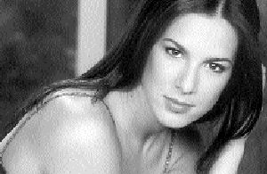 De los nuevos rostros, Pamela conduce Radio Hit