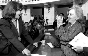 pacheco-poniatovska-aldf-jpg