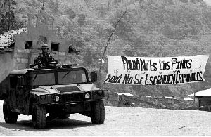 polho-patrullaje-militar-jpg