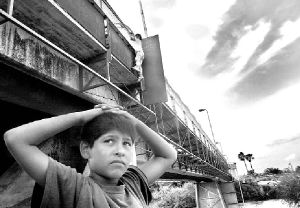 *nios-frontera-texas-jpg