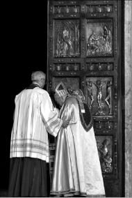 VATICAN_POPE_HOLY_DOOR