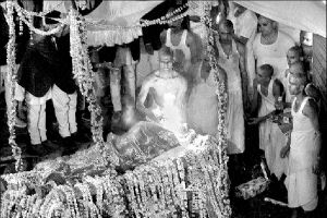 nepal_royal_family_shoo_6zu