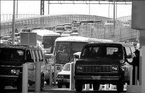 us_mexico_terrorist_att_mp7