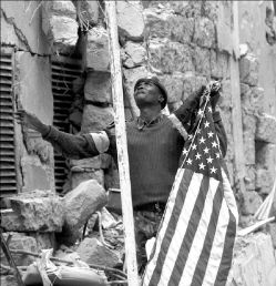 Ťkenia-bombas-bandera