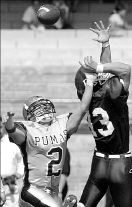 pumas_poli_kv03