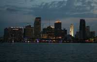 Centro de Miami, al momento de quedar sin electricidad debido a una falla en la empresa que presta el servicio